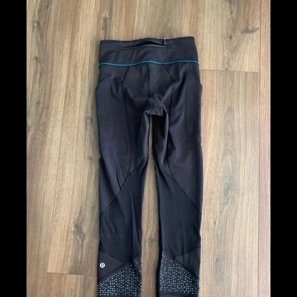 Lululemon leggings - Picture 2 of 7